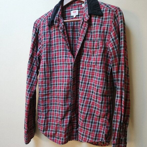 🌻Levi's 100% cotton red plaid shirt with corduroy collar / S - Picture 2 of 4
